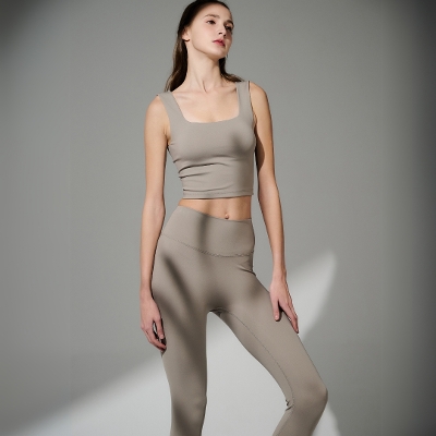 【上下セット】Uシェイプスムースクロップドタンク＆ハイライズスリムクロップドパンツA