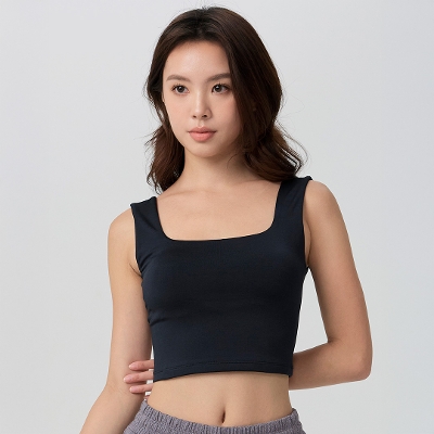 Uシェイプスムースクロップドタンク／ブラック