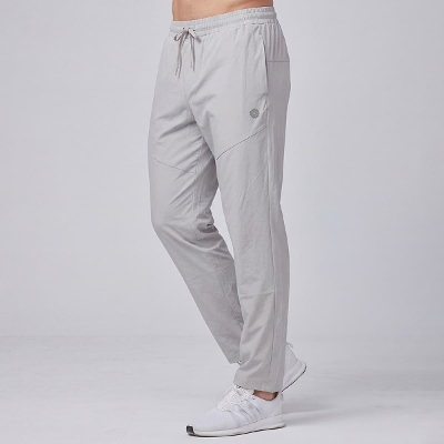 メンズテーパードパンツ／ライトグレー